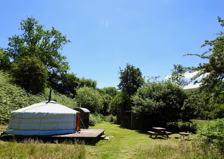 Moonlight Yurt with wood burning hot tub Yurts for Rent in Llanthony