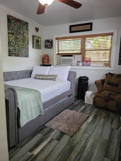 Airbnb La Casa del Sol 305, private 2/1 in Little Havana
