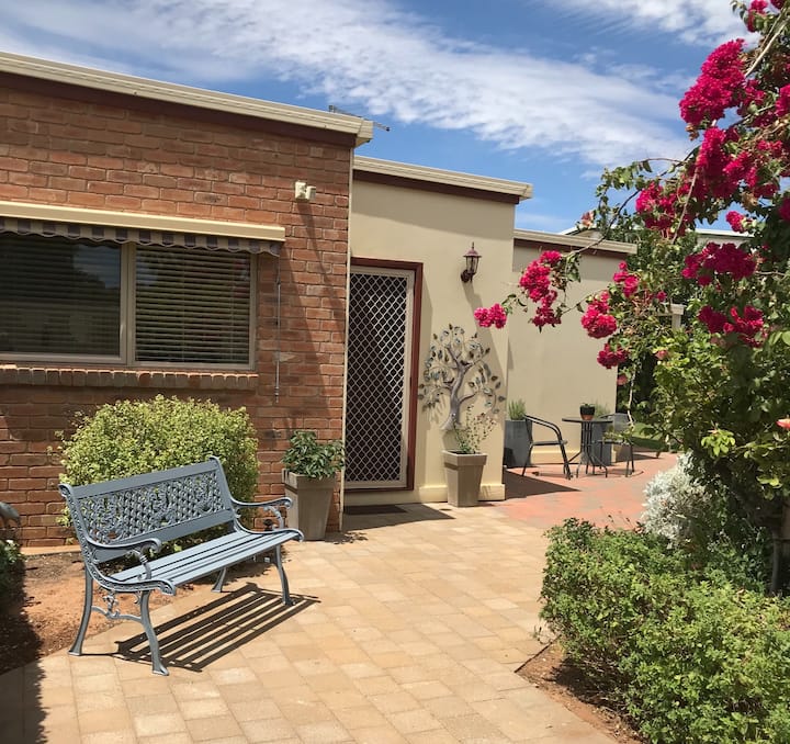 Mildura Holiday Rentals & Homes Victoria, Australia Airbnb