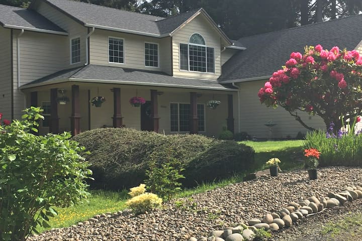 "The Guest House" 
South Beach
Newport Oregon USA