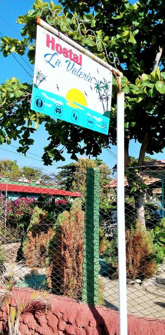 Hostal La Valeria, Ave. del Mar 89, Playa La Boca. Trinidad