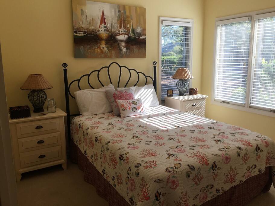 Queen Bedroom