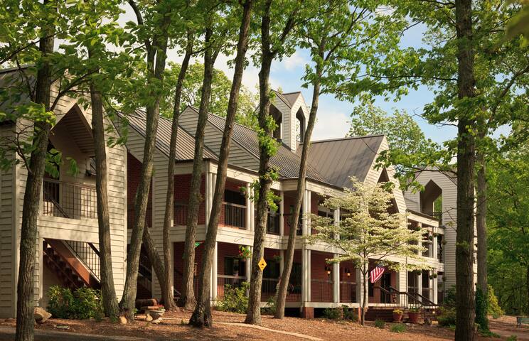 Iris Inn & Cabins managed Airbnb listing 2