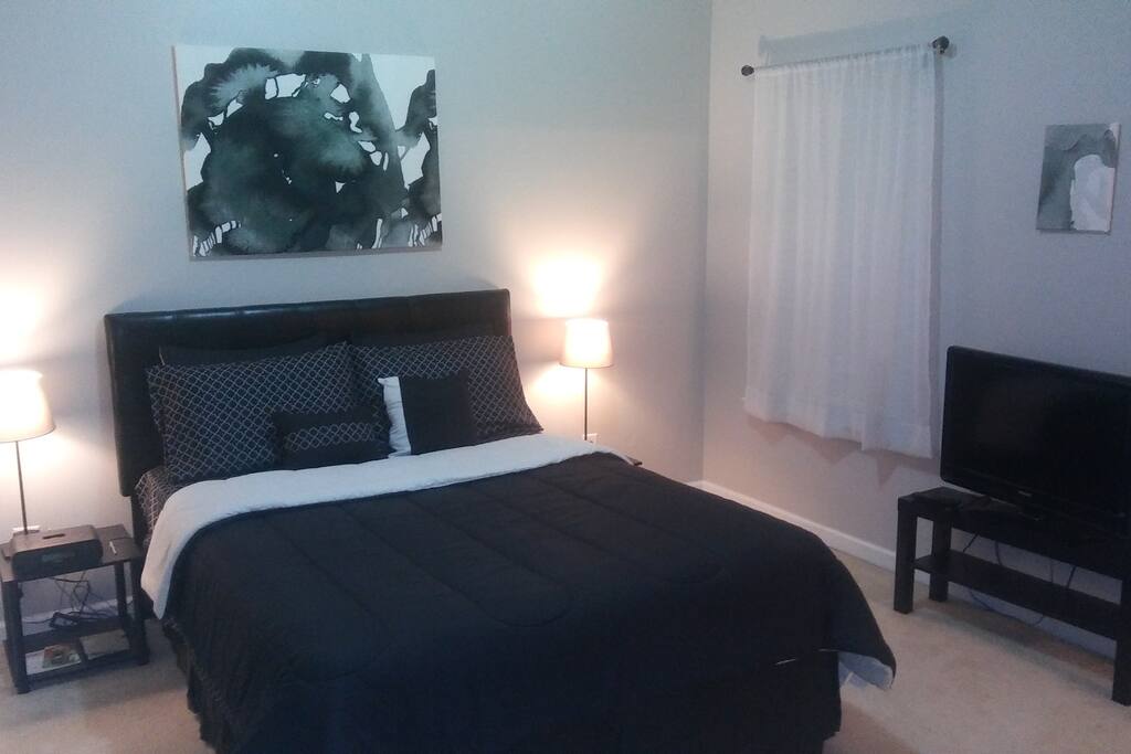 Comfortable Queen Bed