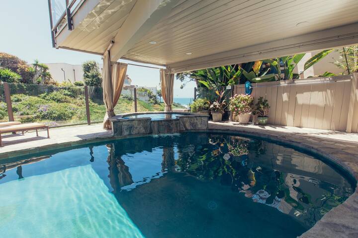 Surf and Sand Family Beach House! gallery image 4