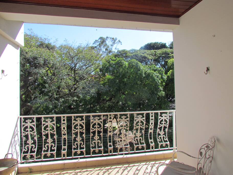 VARANDA COM VISTA DA PRAÇA DA XV