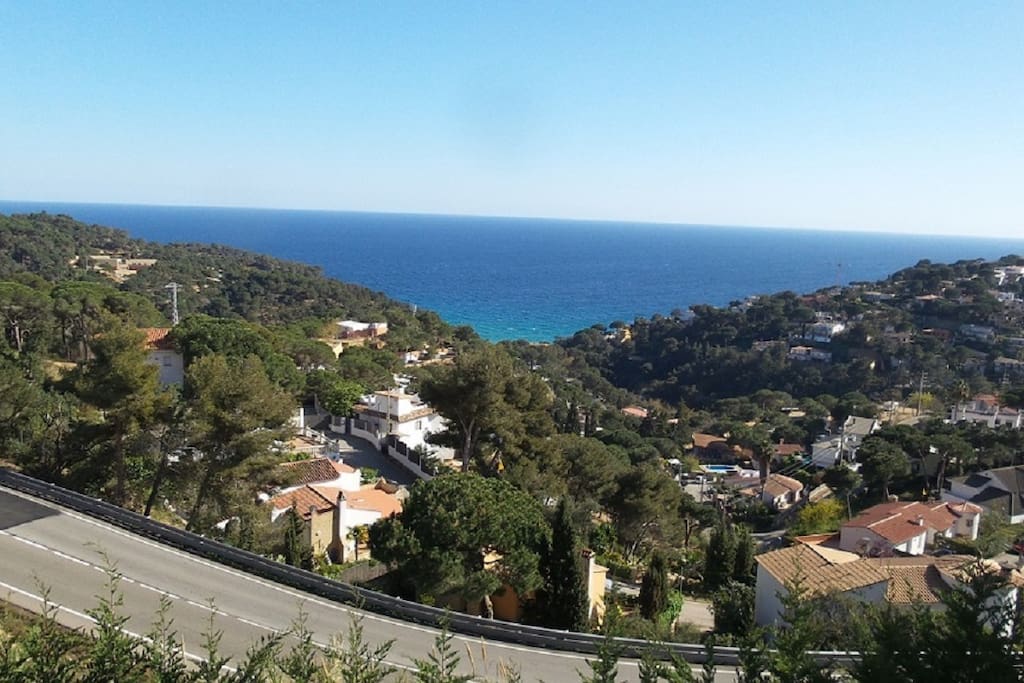 la vue depuis la terrasse supérieure de la grande salle