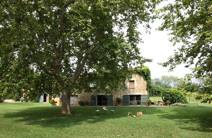 House at the beach. Costa Brava. gallery image 3