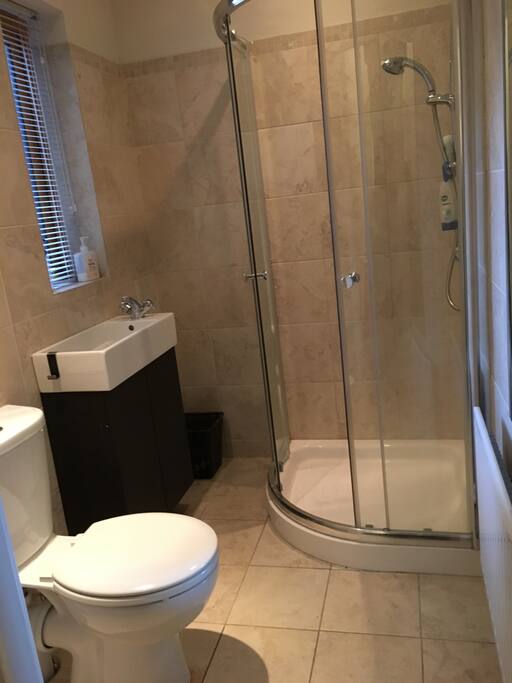 Ground floor ensuite shower room. Great power shower.