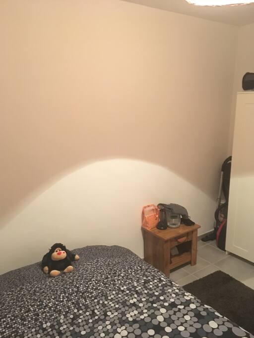 Chambre avec grand lit 2 places