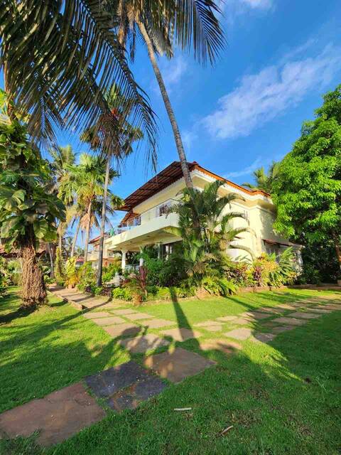 Luxury River front large 4 Bed serene villa Goa