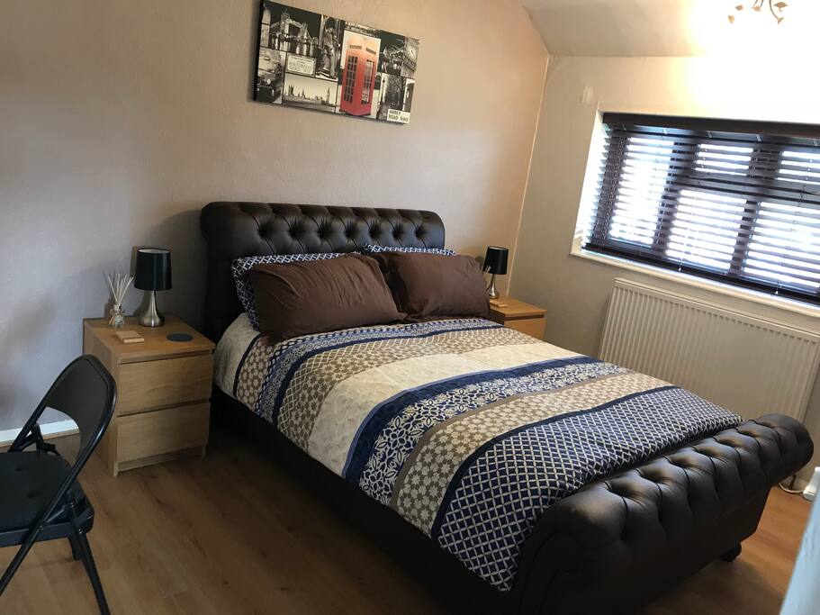 PRIVATE DOUBLE BEDROOM