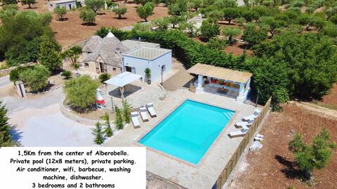 Trullo Noci swimming pool for exclusive use