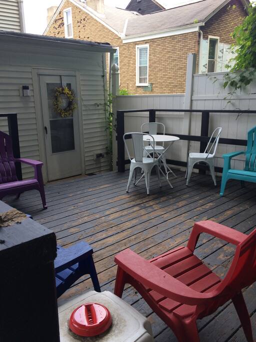 Your private deck. An oasis in the heart of the city.