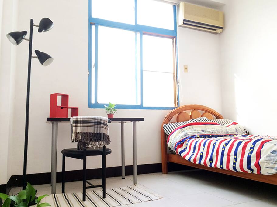 big window to enjoy sunshine 大窗戶迎接南部晨曦