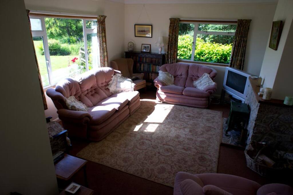 Sitting room.