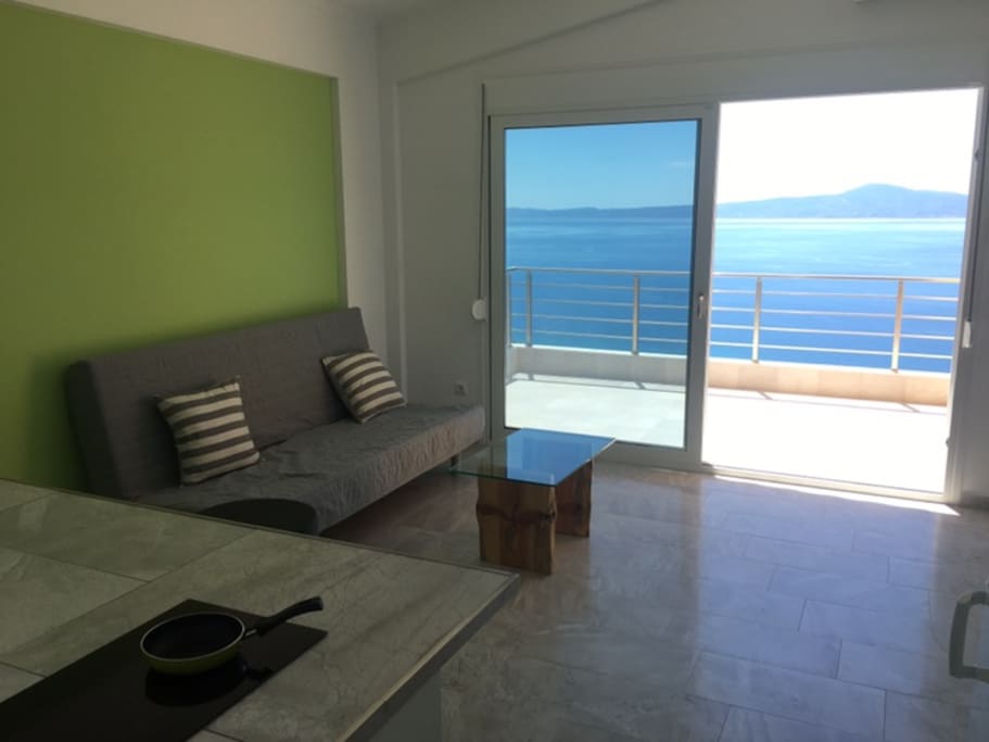 2nd Floor Sitting room