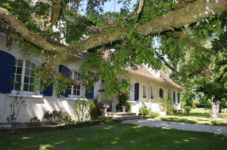 ¨The Apartment, Lauzun, France