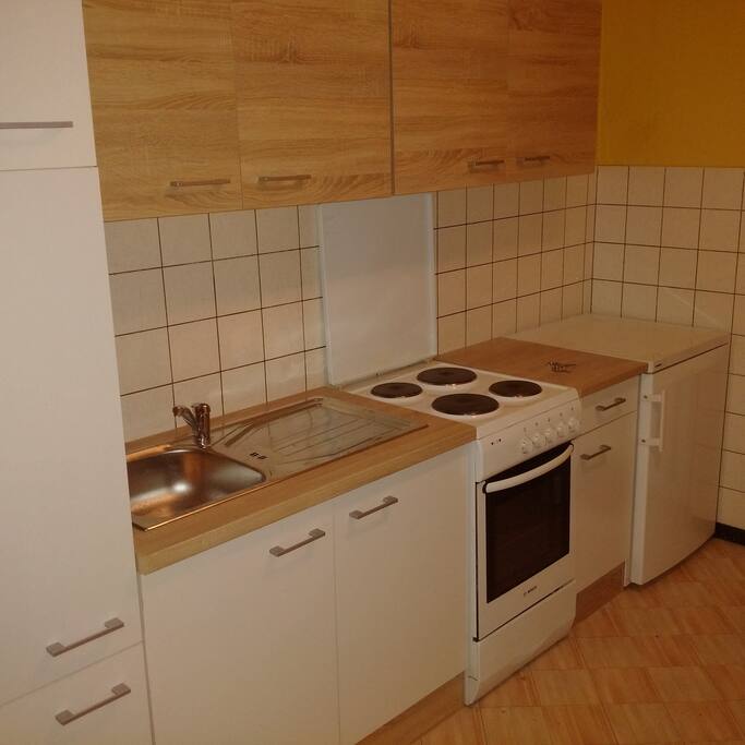 Alle Küchen mit min. 2 Kühlschränken und ***-Eisfach