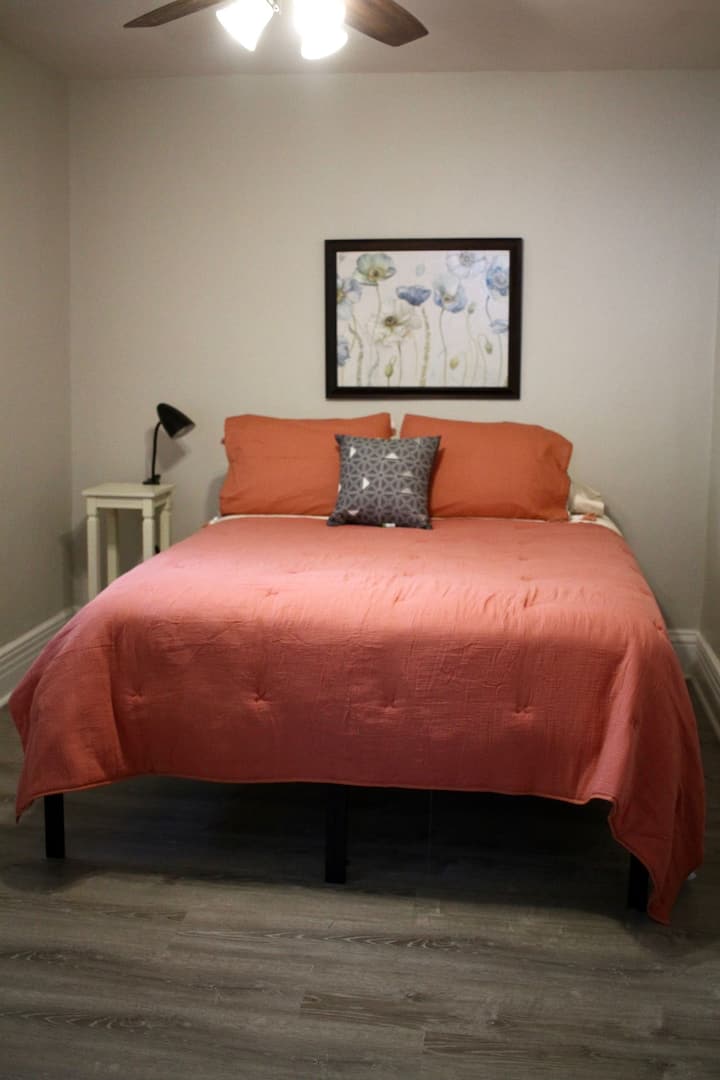 เตียงควีนไซส์ - ชั้นสอง