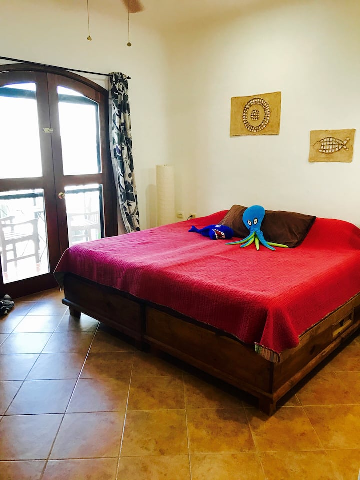 2e chambre avec lit King Size