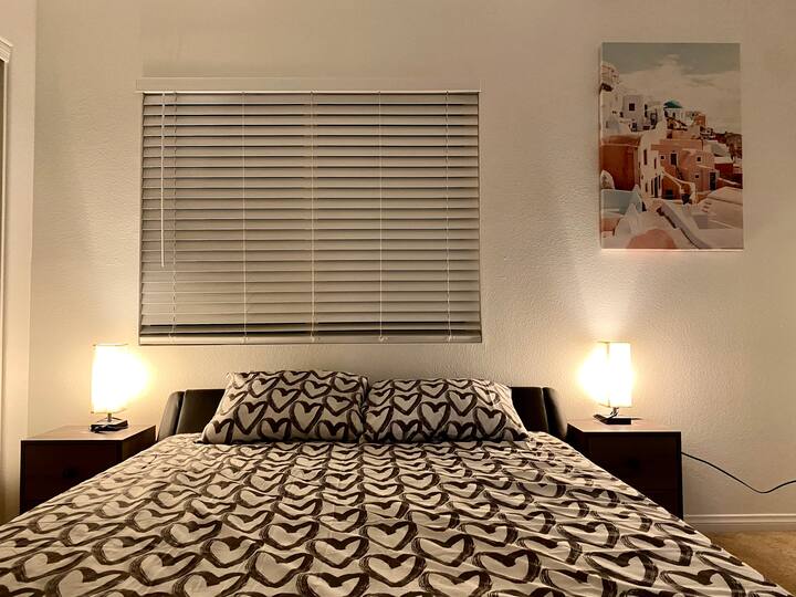 3-stöckiges modernes Einfamilienhaus mit Billardtisch - Airbnb