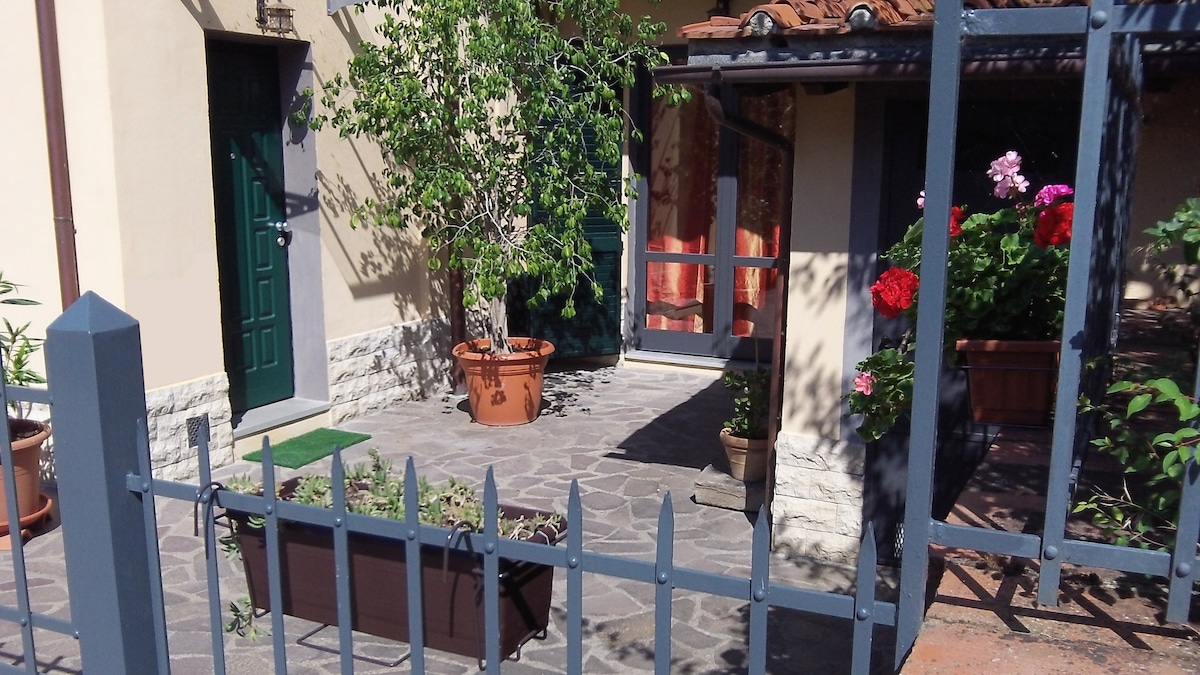 Top Airbnb: Quiet Apartment Greve in Chianti in Greve In Chianti