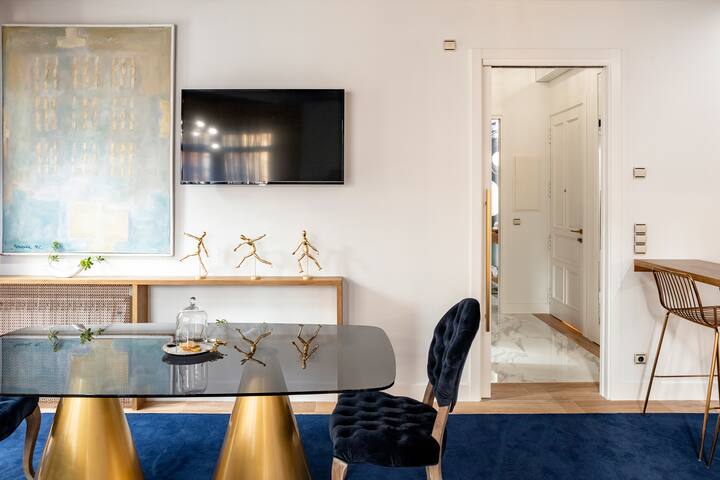 Luxurious by Sebastiana Group gallery image 5