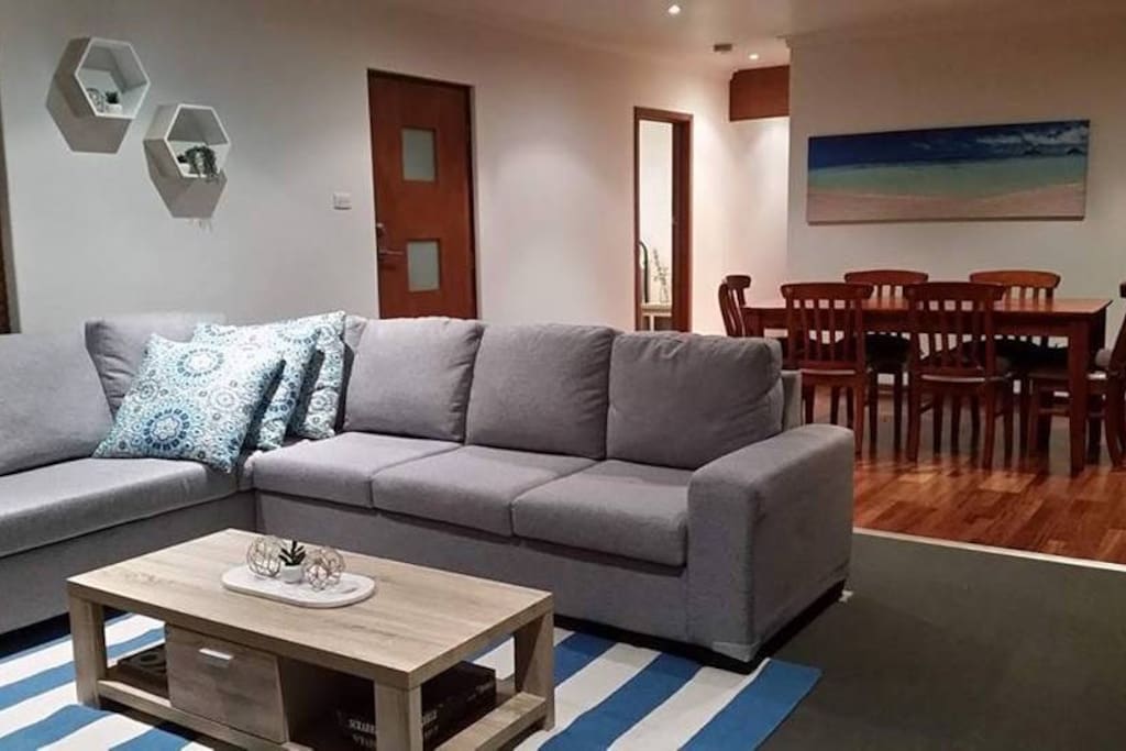 Loungeroom