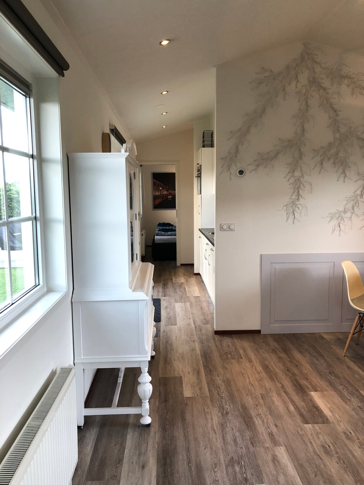 Successful Airbnb property: B59 - Luxurious Waterside Cabin near Amsterdam in Vinkeveen