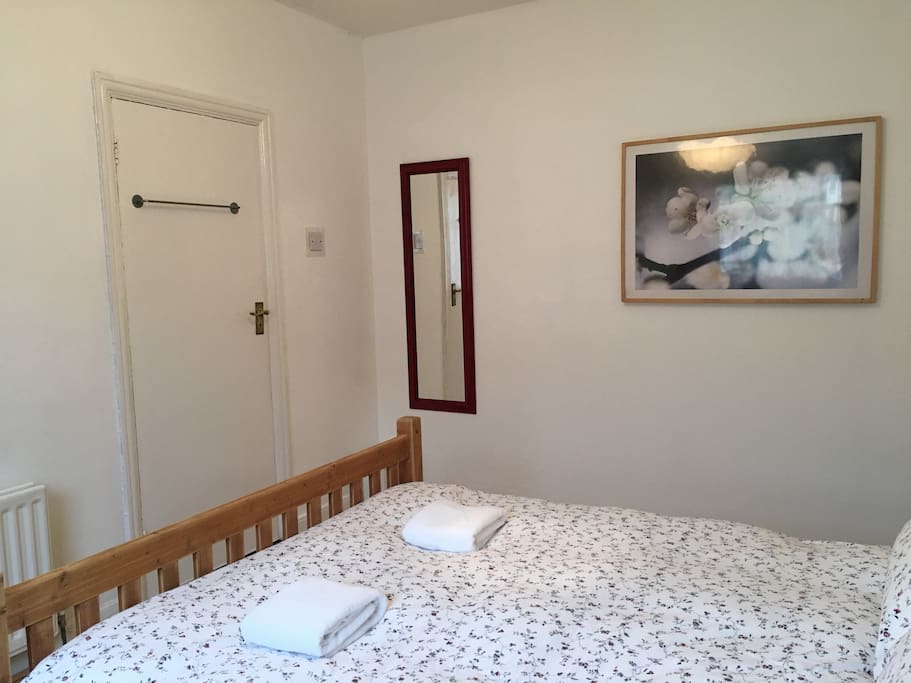 Large spacious room