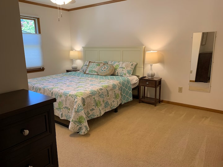 Chumba cha kulala cha 2 kwenye ghorofa ya 1