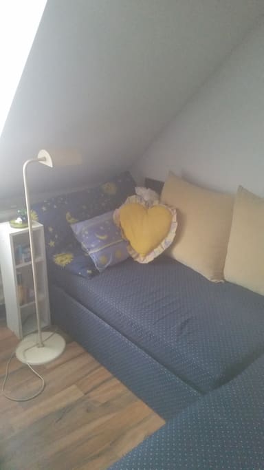 Bue room