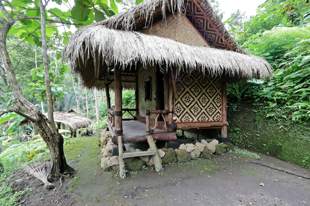  Bali Jungle Huts  room gondavari Huts  for Rent in 