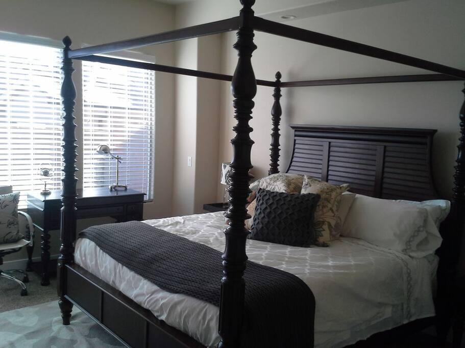 Comfy king size bed in master
Desk and chair large screen TV
