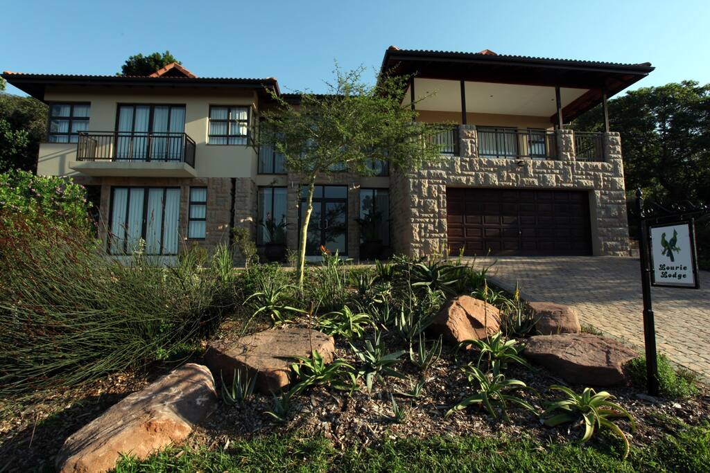 Front of the 4 bedroom villa