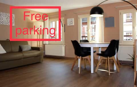 Hypercentre - City center + parking