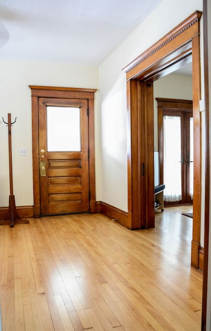 Front entry to living room, parlor is on the right