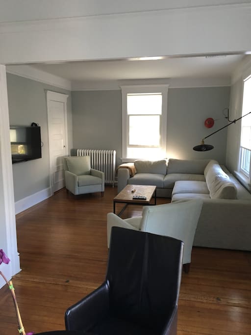 2nd floor living room
