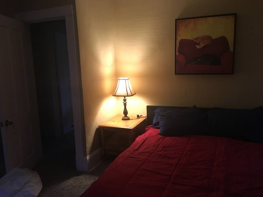 Night stand, lamp, USB port.