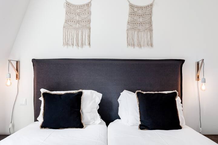 Luxury T.M. Penthouse With a View gallery image 3