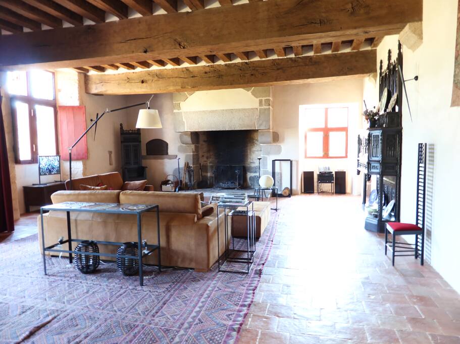 Salon de 75 m²