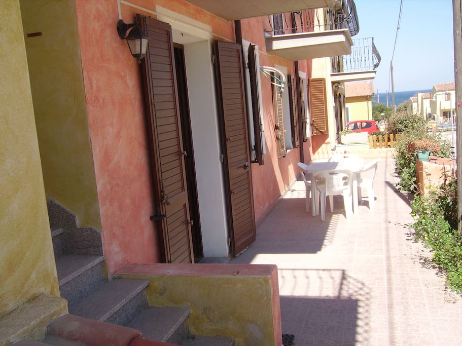 Veranda e ingresso casa