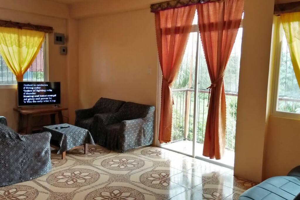 Zillon Home living room