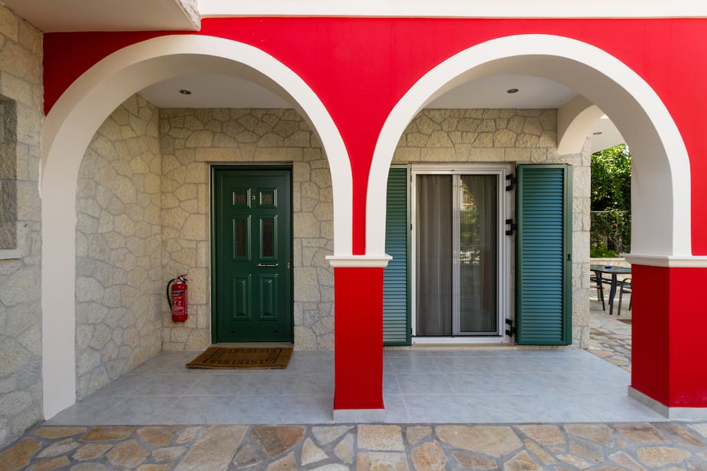 Entrance No 3