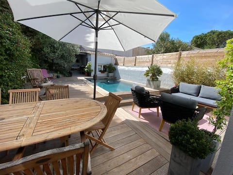 Propriété Airbnb réussie: Pleasant townhouse with pool. Bompard à Marseille 7e Arrondissement