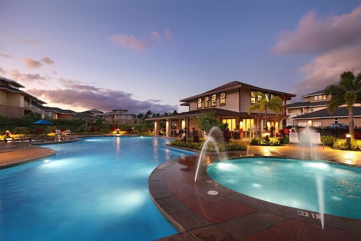 NO STAIRS, CENTRAL AC, STEPS TO POOL, GYM, JACUZZI