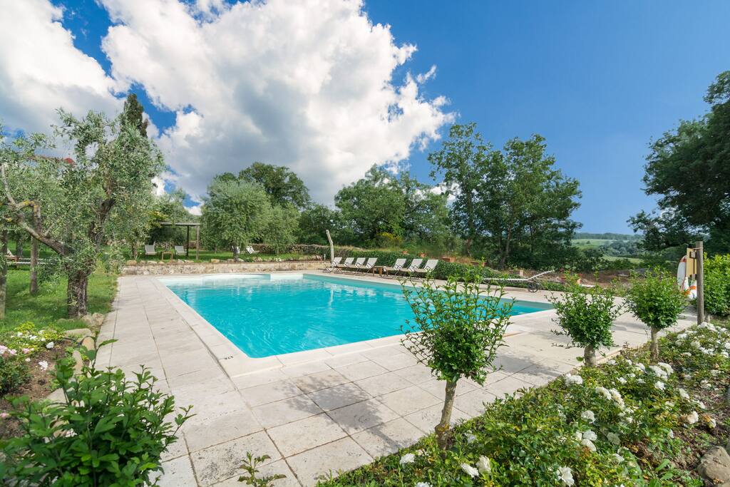 Holiday Home Swimming Pool