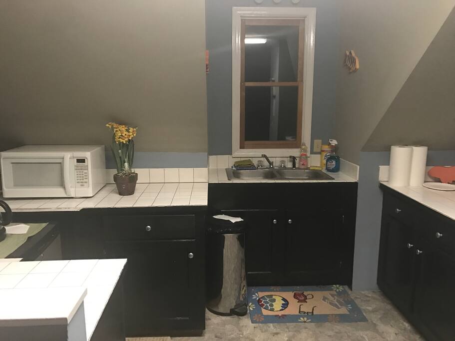 Full kitchen!