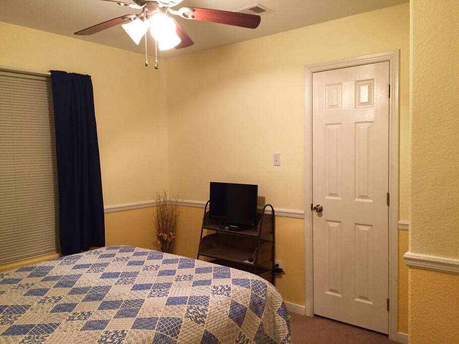 Queen guest bedroom.